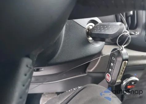 2014 Fiat 500L Trekking z USA, uszkodzony, nr VIN ZFBCFADH7EZ019488